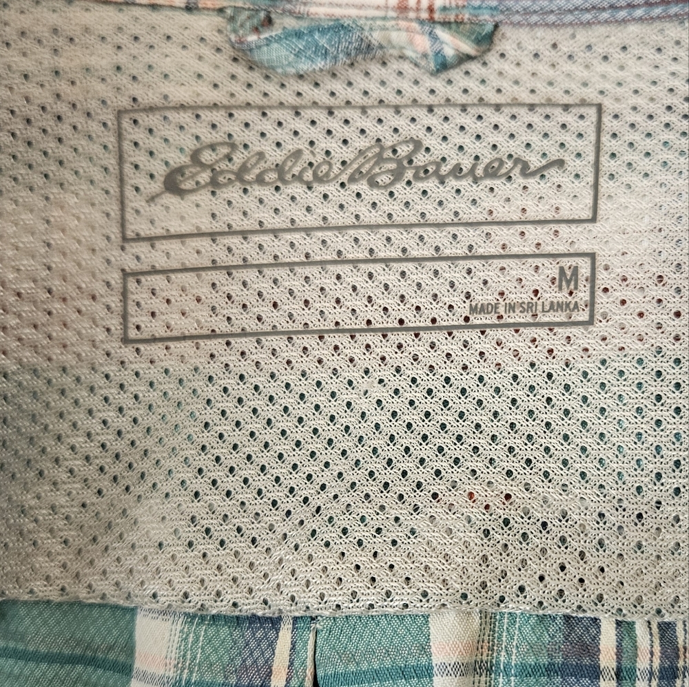 Eddie Bauer Travex Plaid Short Sleeve Button Down Shirt - Picture 9 of 10